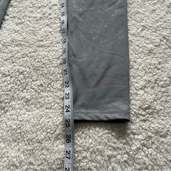 ZYIA Active 7/8 length blue shimmer workout leggings size Medium / 6-8 - Picture 9 of 9